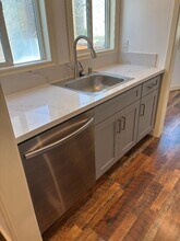 1329 S Highland Ave, Unit 1329 in Los Angeles, CA - Building Photo - Building Photo