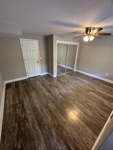 505 Kedron Ave, Unit A in Folsom, PA - Building Photo - Building Photo