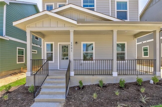 property at 1501 Weatherford Ln