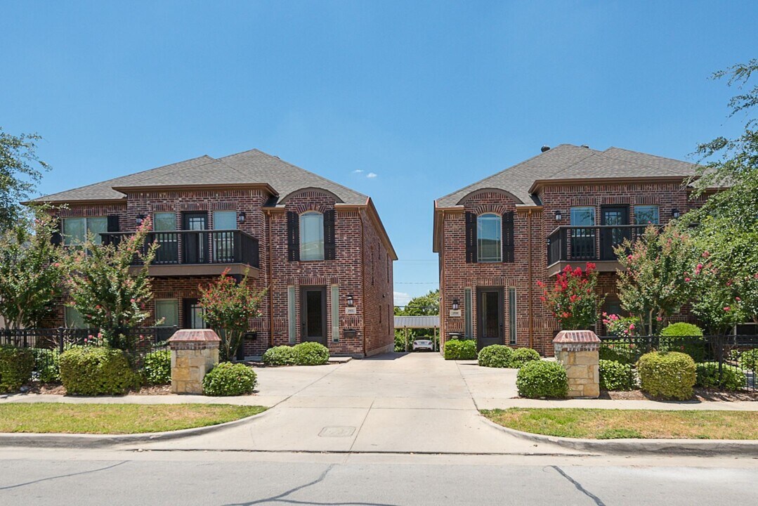 2932 Forest Park Blvd in Fort Worth, TX - Foto de edificio