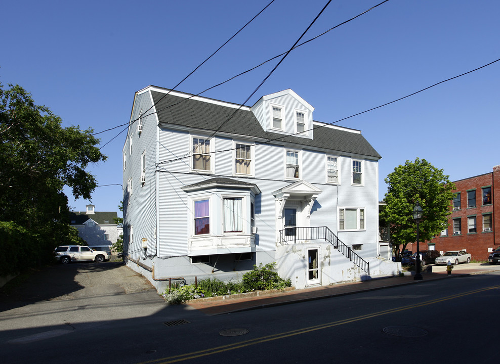 182 Market St in Portsmouth, NH - Building Photo