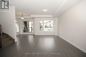 11 Gothenburg Ln in Markham, ON - Building Photo - Building Photo