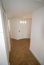 917 Coral Club Dr in Coral Springs, FL - Building Photo - Building Photo