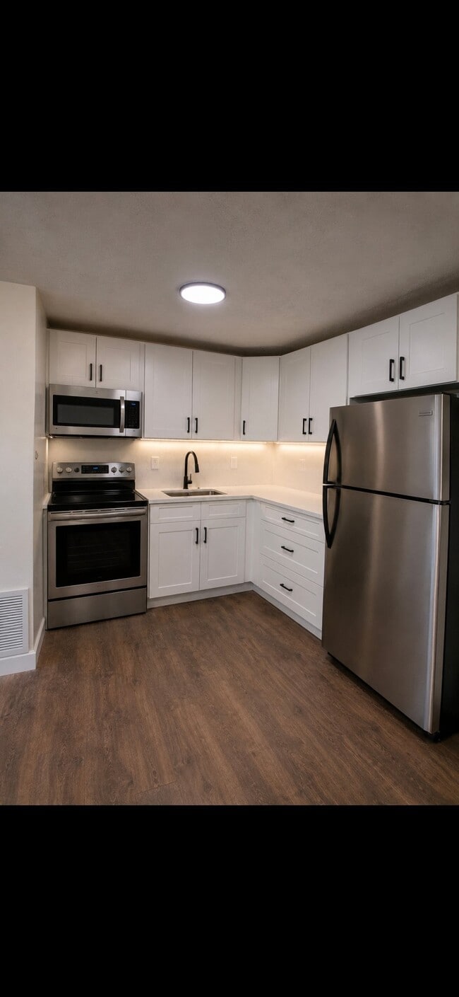 property at 507 St Robert Dr