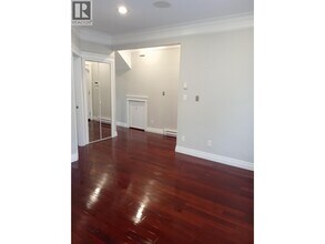 4585 Commercial St in Vancouver, BC - Building Photo - Building Photo