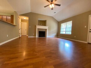 4274 Cedar Hills Rd in Memphis, TN - Building Photo - Building Photo