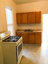 5111 Cologne Ave in St. Louis, MO - Building Photo - Building Photo