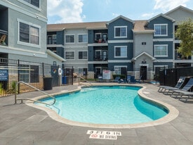 Hillside on Cannon in Austin, TX - Building Photo