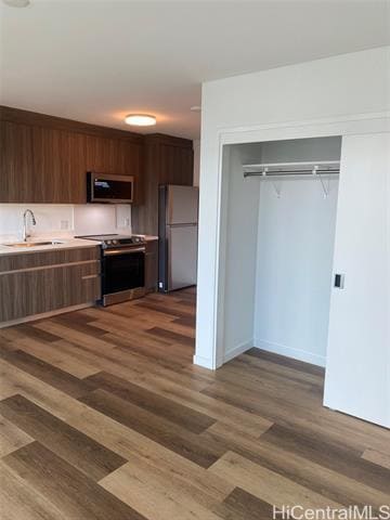 property at 1500 Rycroft St