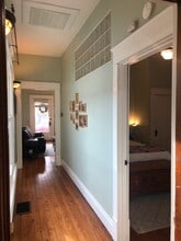 1819 Deerwood Ave in Louisville, KY - Building Photo - Building Photo