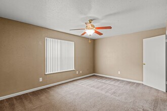 Ashton Pines Apartments in Shreveport, LA - Foto de edificio - Interior Photo