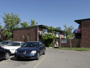 Aspen Apartments in Greeley, CO - Foto de edificio - Building Photo