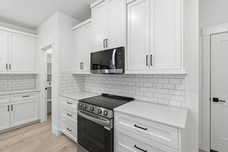 2152 E Deep Purple Ln in Meridian, ID - Building Photo - Building Photo