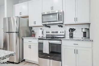 1650 Harris Hill Rd, Unit 06-6102 in San Marcos, TX - Foto de edificio - Building Photo