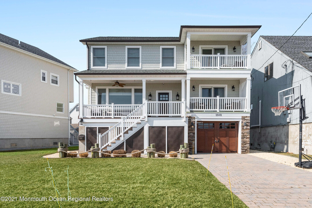 1503 St Louis Ave in Point Pleasant Beach, NJ - Building Photo