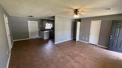 156 Randy Ct in Hinesville, GA - Building Photo - Building Photo