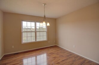 3747 Bear Creek Ave in Springfield, MO - Building Photo - Building Photo