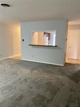 5810 Clarewood Dr-Unit -B in Houston, TX - Building Photo - Building Photo
