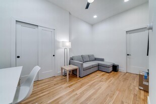 163 3rd St in Hoboken, NJ - Building Photo