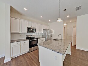 2852 Calebs Cove Way in Jacksonville, FL - Building Photo - Building Photo