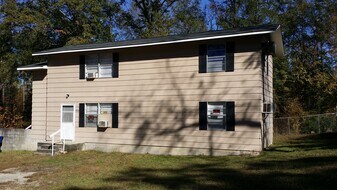 420A Crout Rd in Batesburg-leesville, SC - Building Photo