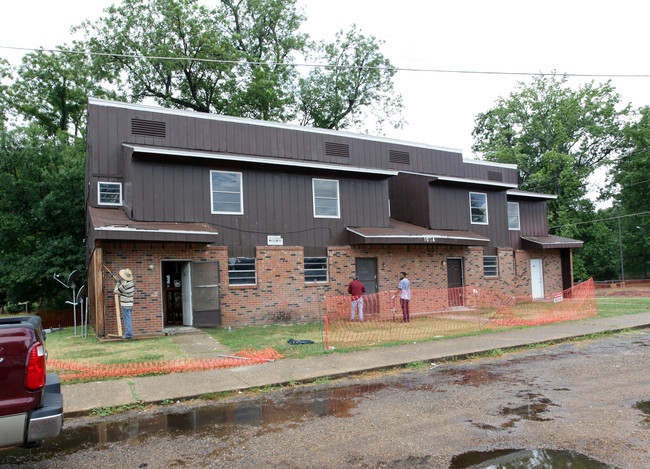 Skyview Apartments in Batesville, MS - Building Photo - Building Photo