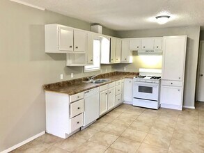 8606 Geneva Ave in Lubbock, TX - Building Photo - Building Photo