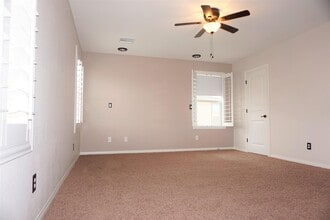 11161 Sweetstem Ct in Las Vegas, NV - Building Photo - Building Photo