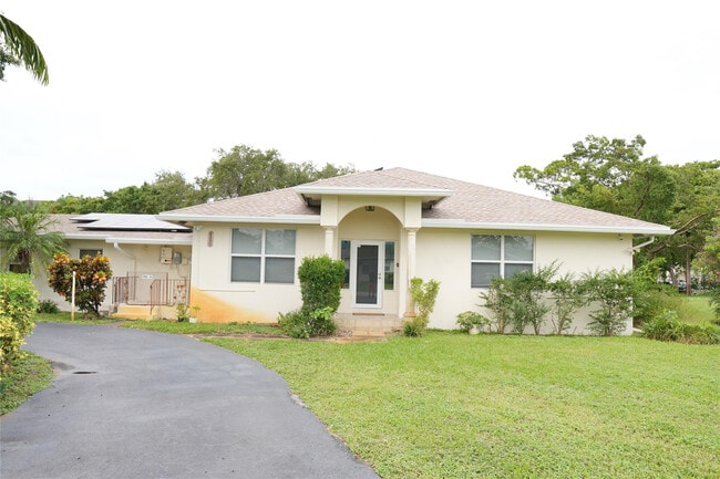property at 821 SW 13th Ct