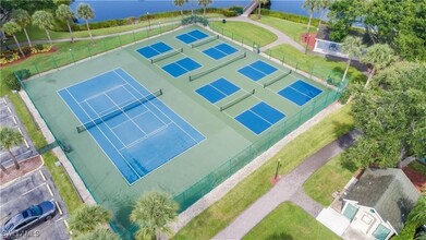 15004 Cloverdale Dr in Ft. Myers, FL - Building Photo - Building Photo