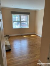 204 Lake Shore Rd, Unit 1 in Boston, MA - Building Photo - Building Photo