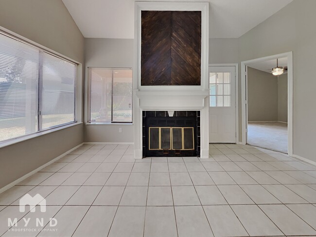 10826 Riana Dr in Houston, TX - Building Photo - Building Photo