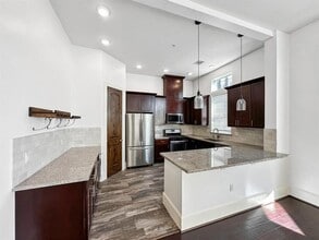 2014 Sabine St in Houston, TX - Building Photo - Building Photo