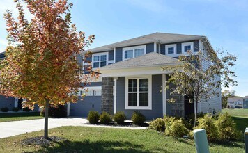 13068 Corydon Dr in Fishers, IN - Building Photo - Building Photo