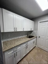 3265 E Palm Dr in Boynton Beach, FL - Building Photo
