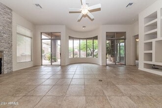 11473 E Blanche Dr in Scottsdale, AZ - Foto de edificio - Building Photo