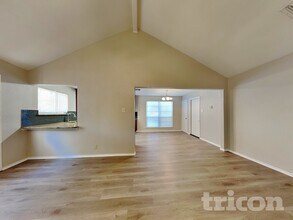 14211 Cradlewood St in San Antonio, TX - Building Photo - Building Photo