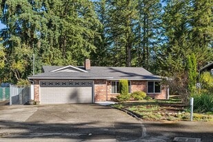 15518 SE 304th Pl in Kent, WA - Building Photo
