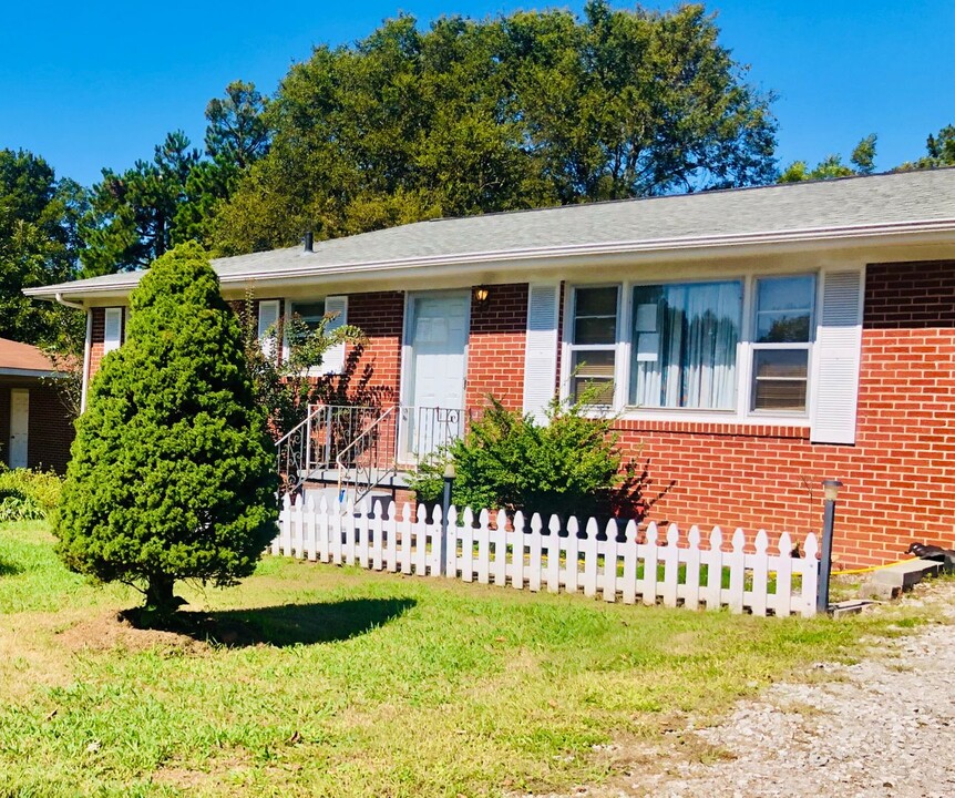 112 High Point Ave in Muscle Shoals, AL - Foto de edificio