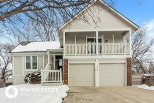 15209 S Seminole Dr in Olathe, KS - Building Photo