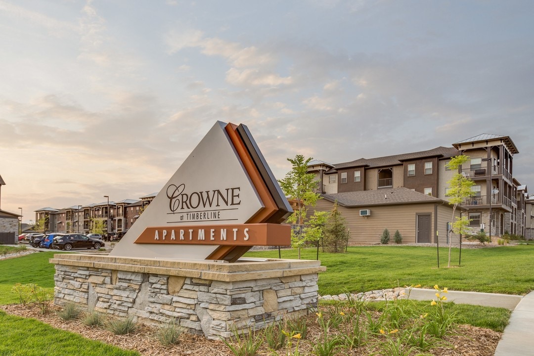 Crowne at Timberline in Fort Collins, CO - Building Photo