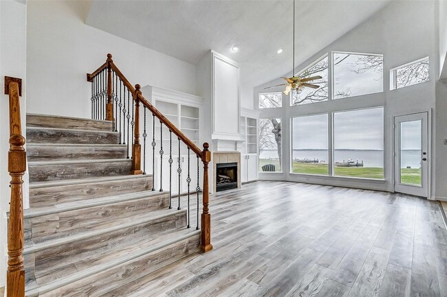 property at 14527 Clipper Cir Dr