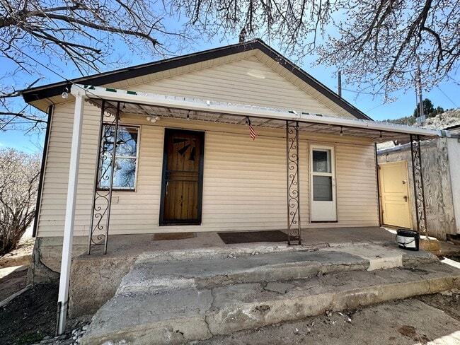 853 Main St in Pioche, NV - Building Photo - Building Photo