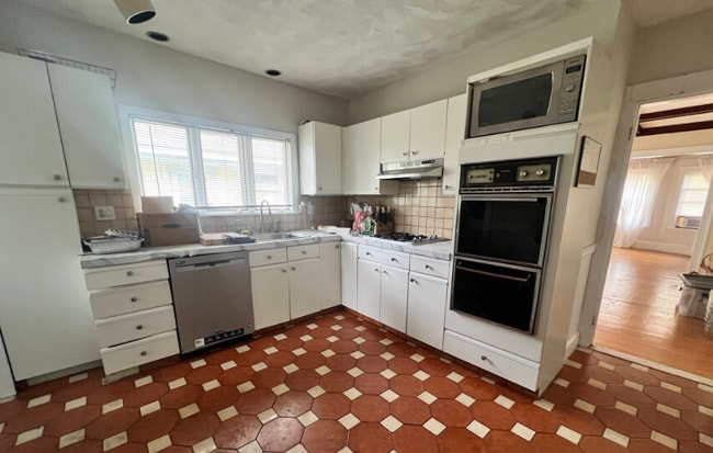 property at 419 Concord Ave