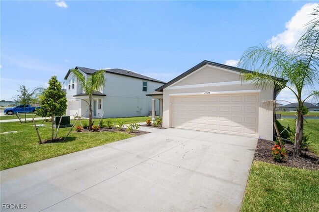 17584 Monte Isola Wy in North Fort Myers, FL - Foto de edificio - Building Photo