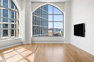 360 Newbury St in Boston, MA - Building Photo - Building Photo