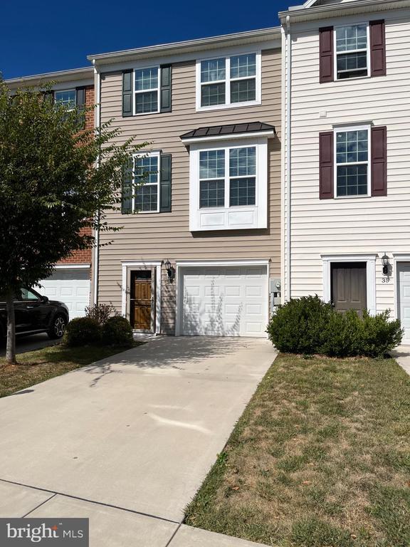 property at 37 Winslow Ct.