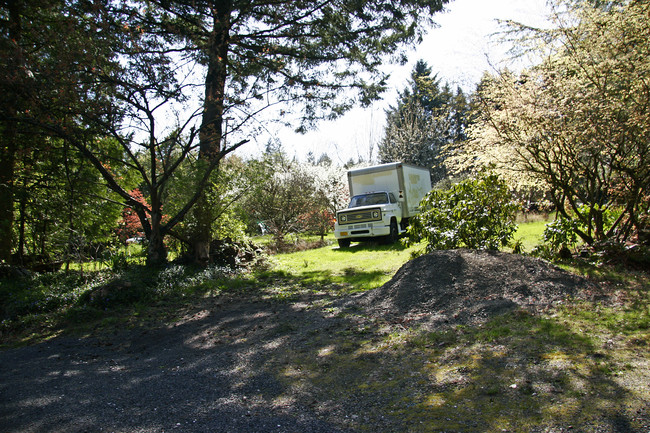 5811 SW 30th Ave in Portland, OR - Building Photo - Building Photo