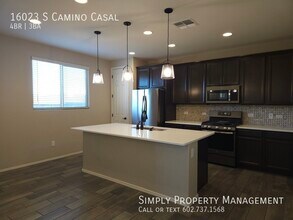 16023 S Camino Casal in Sahuarita, AZ - Building Photo - Building Photo