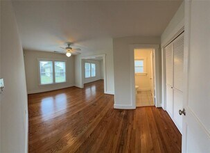 1245 Omar St in Houston, TX - Building Photo - Building Photo